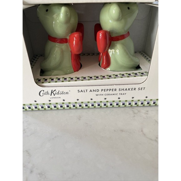 Cath Kidston Green Christmas Bears Salt & Pepper Shakers Set in Ceramic Tray NEW - Picture 4 of 5